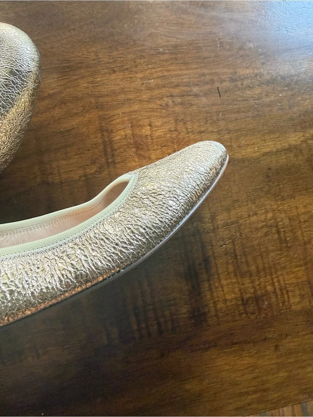 Never worn like new J. Crew Women's Crinkled Metallic Gold Ballet Flats